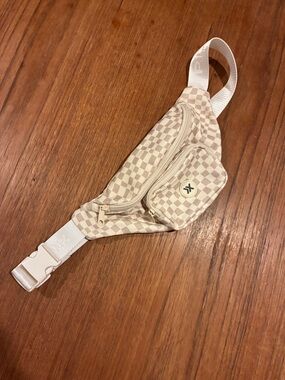Checkerboard Beige Canvas Belt Bag